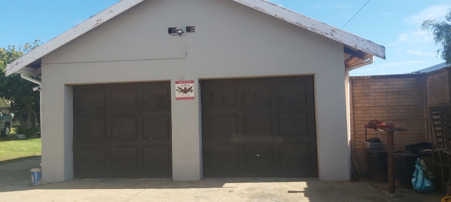 4 Bedroom Property for Sale in Kareedouw Eastern Cape
